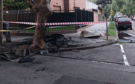Discutió con otro hombre por política y lo prendió fuego