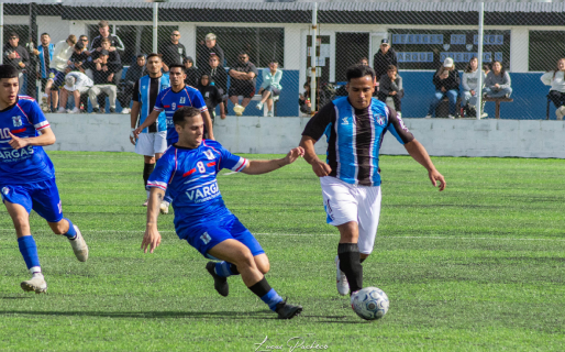 Gran victoria de Saavedra, que se prende a la pelea por la zona B