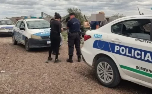 Allanaron una casa que tenía 37 animales en mal estado