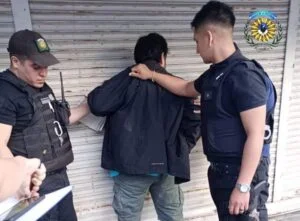 Detenido por robar fiambres, mantecol y jabones líquidos de un supermercado