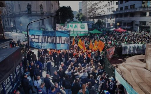 Los sindicatos más duros desafían al Gobierno y convocan a una “marcha federal” en Plaza de Mayo
