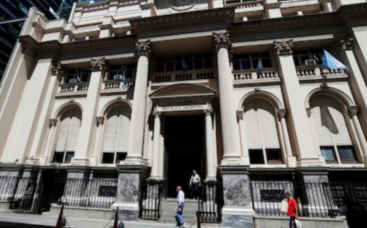 Según las consultoras que releva el Banco Central, el 2024 cerrará con una inflación del 118,8%