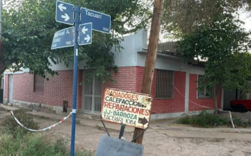Un hombre se trepó a un poste de luz para robar cables y murió electrocutado