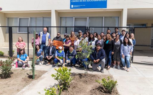 El Centro de Día recibió una donación de la empresa Urbana