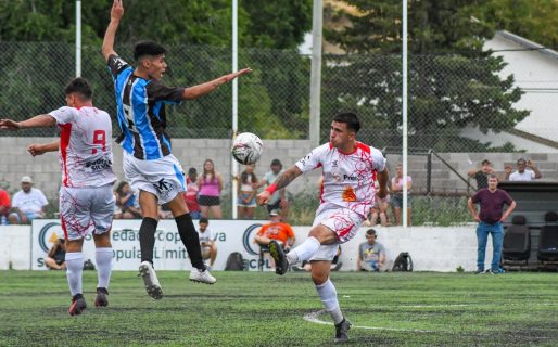 Saavedra pegó primero y le ganó la ida a Huracán