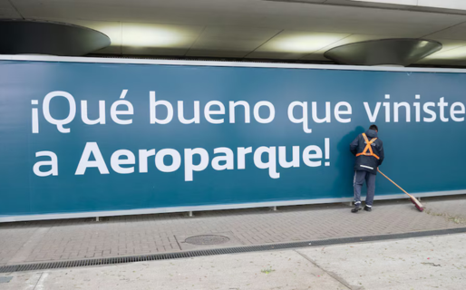 Le tocó la cola a una empleada como agradecimiento porque lo ayudó y fue denunciado por abuso sexual