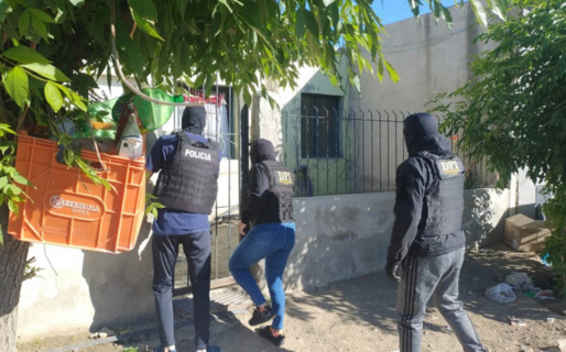 En tres allanamientos recuperan múltiples elementos robados