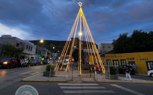 Km3 tiene su propio árbol de navidad gigante