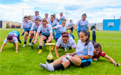 Caleta Córdova salió campeón del fútbol femenino