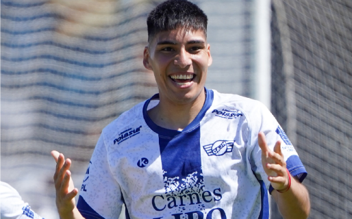 Con un Gabriel Gallardo brillante, Newbery goleó a Portugués