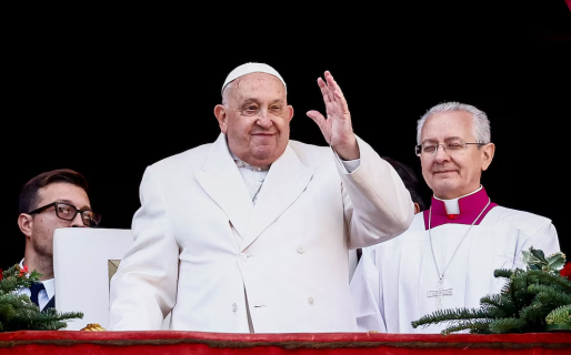 El papa Francisco pidió silenciar las armas en Medio Oriente durante la celebración del día de Navidad: “Que cese el fuego y se liberen los rehenes”