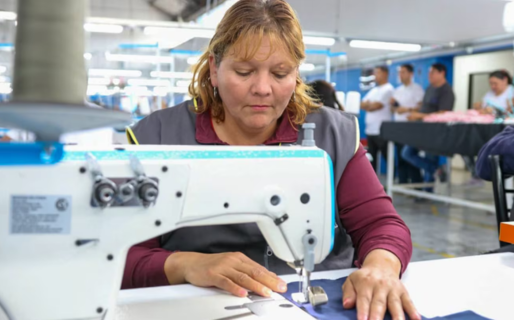 Los salarios crecieron 4,6% en octubre y volvieron a ganarle a la inflación