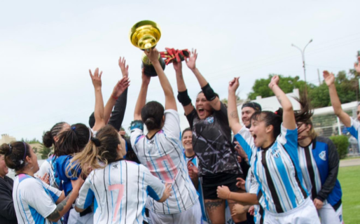 Las chicas de Saavedra son campeonas del Torneo Zonal femenino A