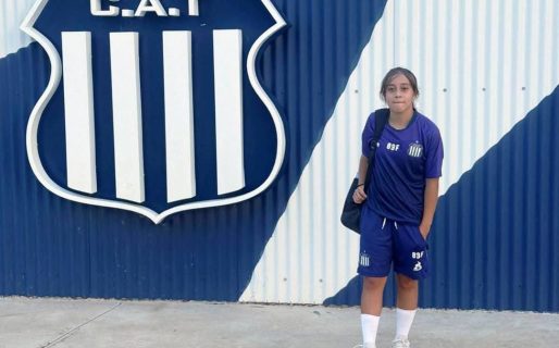 Una comodorense entrena en Talleres de Córdoba