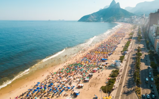 La salida de turistas argentinos al exterior creció 50,6% interanual en diciembre