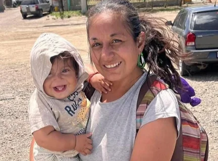 Le robaron la riñonera con plata para volver a su localidad y está varada en Comodoro