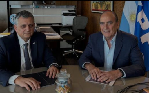 YPF comprometió ventas de GNL a empresas de Europa y Asia para exportar USD 15.000 millones anuales