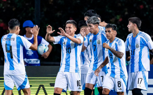 Argentina aplastó a Brasil en el Sudamericano