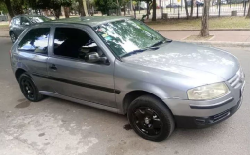 Quiso vender un Gol con el kilometraje rebajado pero un descuido increíble lo delató