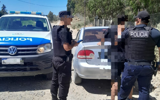 Delincuentes ingresaron a robar a una vivienda, prepararon cosas para llevarse y gracias a las cámaras terminaron detenidos