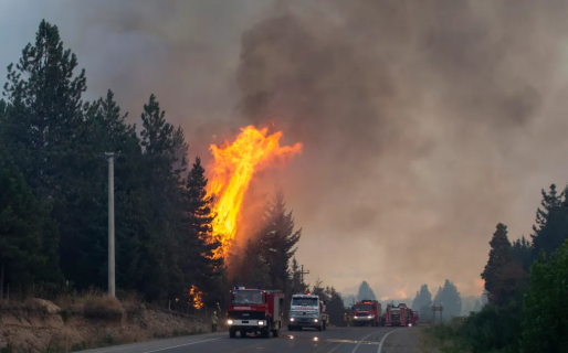 Indignación y desesperación de los vecinos por el incendio en El Bolsón: piden más control a turistas