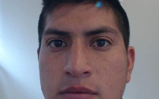 Intentó robar una moto, fue descubierto por un adolescente de 14 años y lo apuñaló