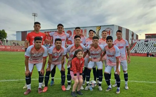 Sorpresivo regreso en Huracán