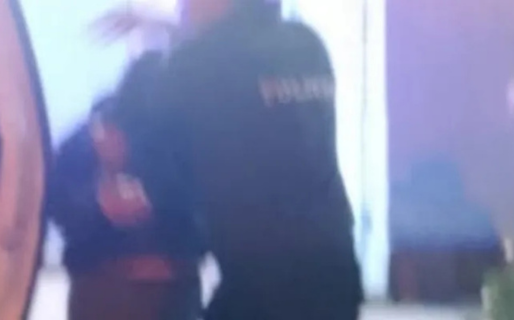 Le robó el celular a un sereno e intentó huir en taxi