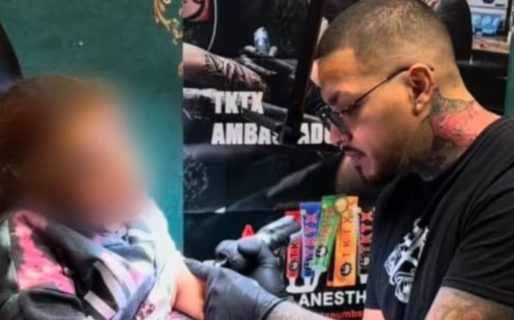 Le hizo un tatuaje de la bandera de Estados Unidos a una nena de 9 años y estalló la polémica