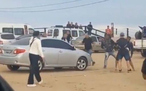 Se negó a pagarle $20.000 a un trapito y terminaron a las trompadas