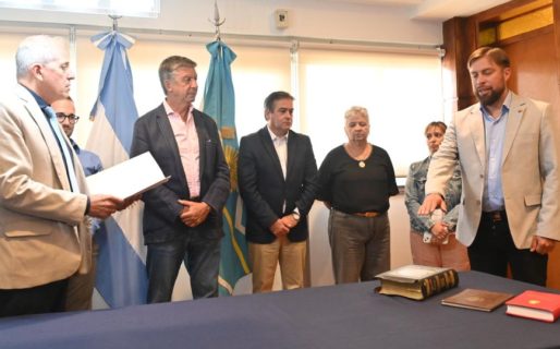 Leandro Espinosa asumió como subsecretario de Educación