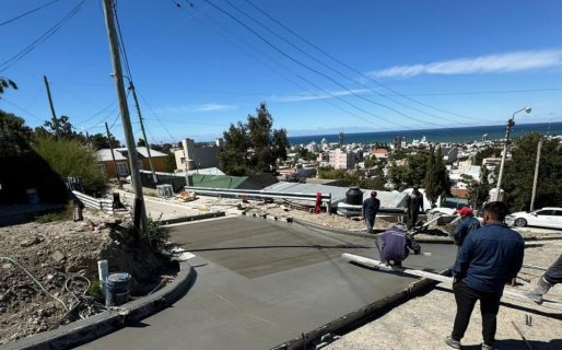 Se avanza con obras de pavimentación y trabajos de reparaciones en distintos puntos de la ciudad