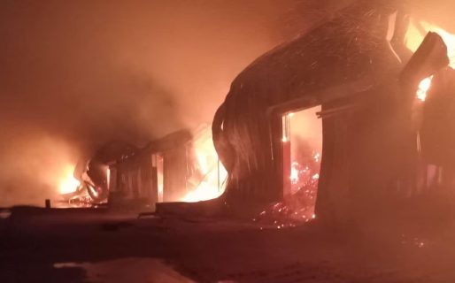 Se incendió el depósito de una reconocida yerba mate en Corrientes y se perdieron más de dos millones de kilos