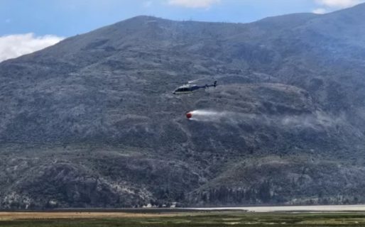 El incendio en Los Alerces ya afectó 320 hectáreas y sigue activo