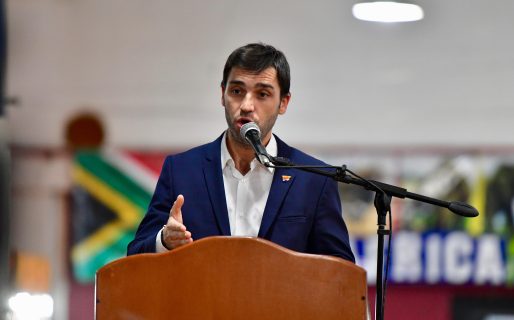 «En Chubut impulsamos la mejor medida de todas, que es quitarle el pie de encima a la producción y al trabajo»