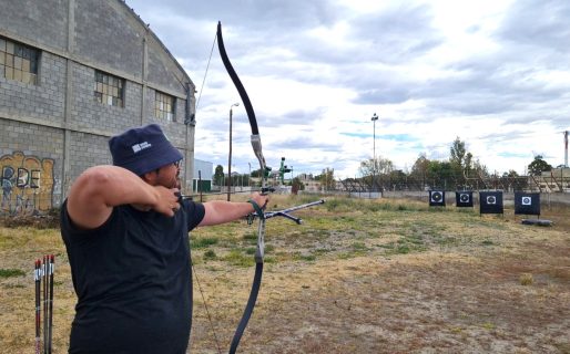Integrantes del Tiro con Arco Petroquímica compiten en Madryn