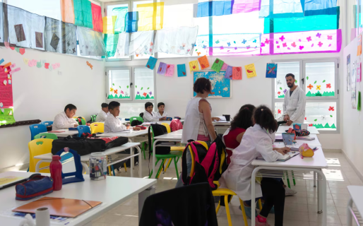 Ayuda Escolar 2025: cuándo se cobra y quiénes reciben el beneficio