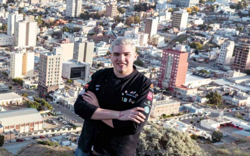 Gastón Salas rindío homenaje a Comodoro en su 124° aniversario y anunció su primer libro