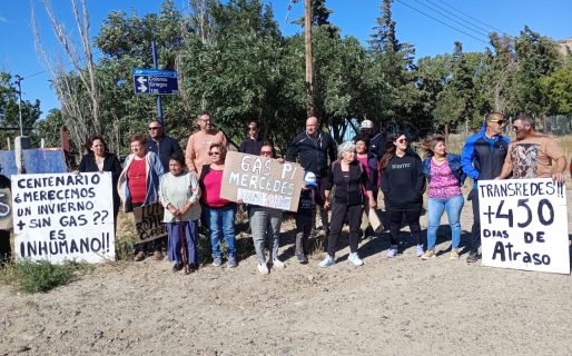 Vecinos del barrio Centenario reclaman obras de gas inconclusas