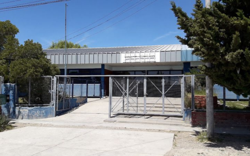 La Escuela Nº 722 esta haciendo una colecta de guardapolvos para el laboratorio