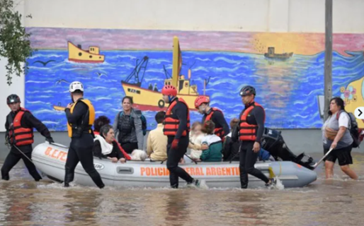 Temporal en Bahía Blanca: ascienden a 16 los muertos y más de 1.450 evacuados