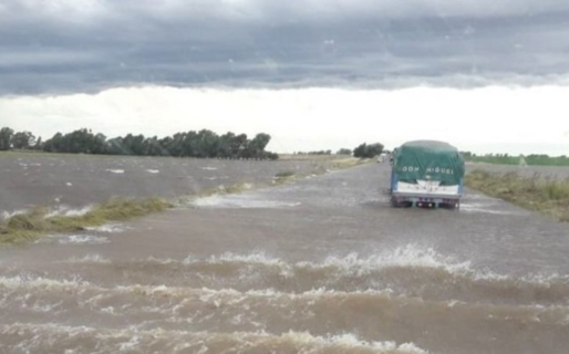 Temporal y alerta roja en Bahía Blanca: Vialidad Nacional recomendó no circular por estas rutas