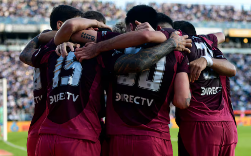 River goleó 3-0 a Gimnasia, clasificó a los octavos de final del Torneo Apertura y espera por Boca