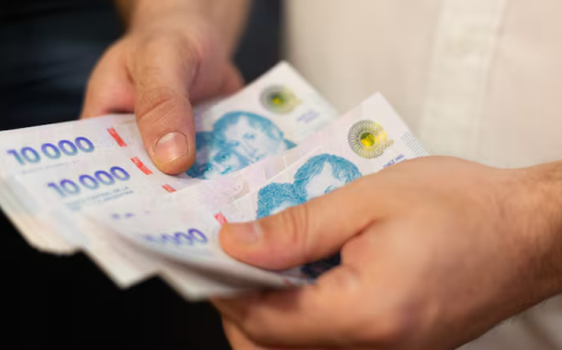 Cuánto se obtiene al invertir $2.500.000 a 30 días en un plazo fijo