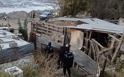 Desalojaron a ocupantes ilegales en el barrio Stella Maris
