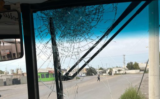 Apedrearon un colectivo en Restinga Alí y una pasajera tuvo que ser trasladada al Hospital Alvear