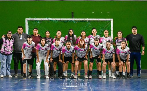 <strong>La selección femenina mayor de Comodoro viajó a Mendoza para disputar el Argentino de Futsal</strong>