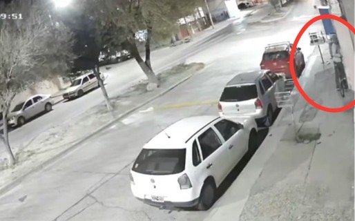 Forzó la puerta de un local, robó las máquinas de un tatuador y lo dejó sin poder trabajar