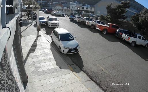 Una camioneta le chocó el auto y se dio a la fuga: “Tengo impotencia y bronca”