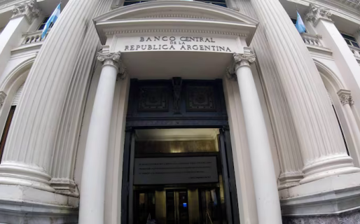 Los analistas que releva el Banco Central aseguran que la inflación de abril estará por encima del 3%